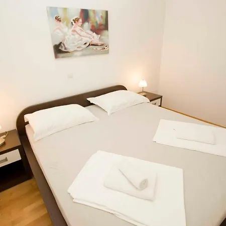 Apartment Kajzer Makarska