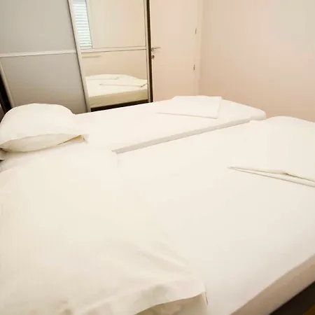Kajzer Apartment