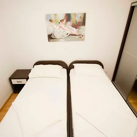 Apartment Kajzer Makarska