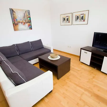 Apartment Kajzer *