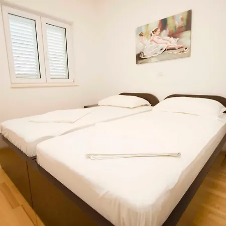 Apartment Kajzer Makarska
